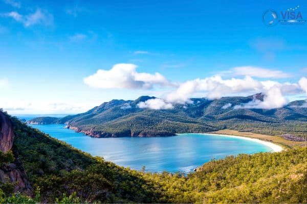 Bang Tasmania với thiên nhiên hùng vĩ