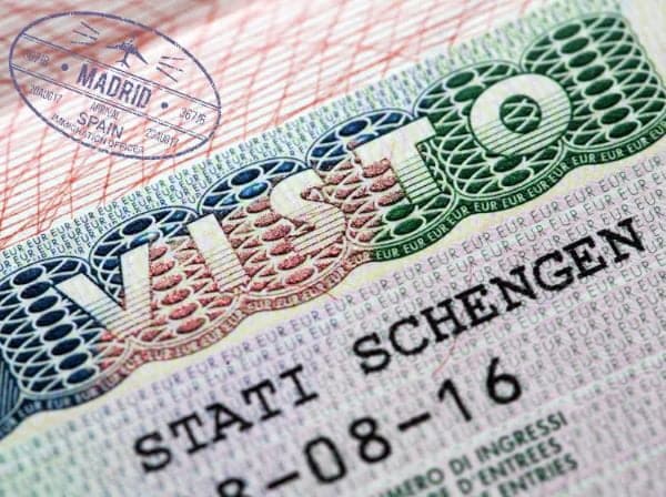 Xin visa Tây Ban Nha hết bao nhiêu tiền